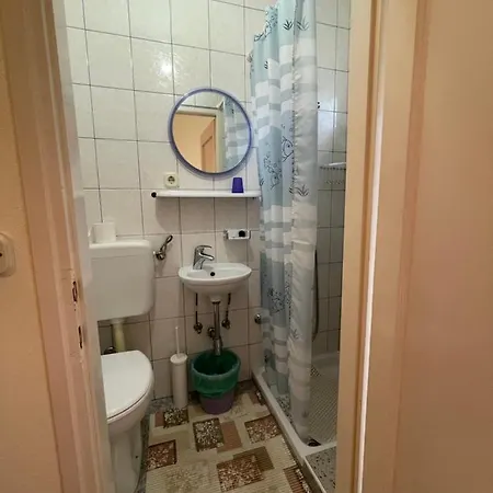 Krstinic 84 Apartman