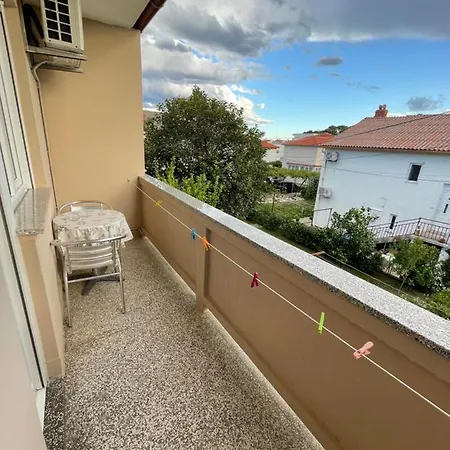 Krstinic 84 Apartmán *